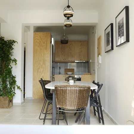 Aelia 2 Apartment